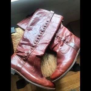 FRYE Boots 8B